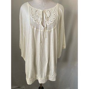 Old Navy White Lace Embroider Neck Front Keyhole Tie Wing Half-Slv Tee Blouse